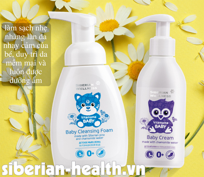 Vitamama Baby Baby Cleansing Foam made with Siberian pine and chamomile water